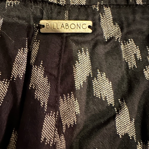 Billabong Capris - Picture 2 of 6